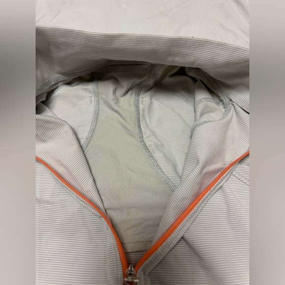 Lululemon Race With Grace 1/2 Zip II - Picture 13 of 14